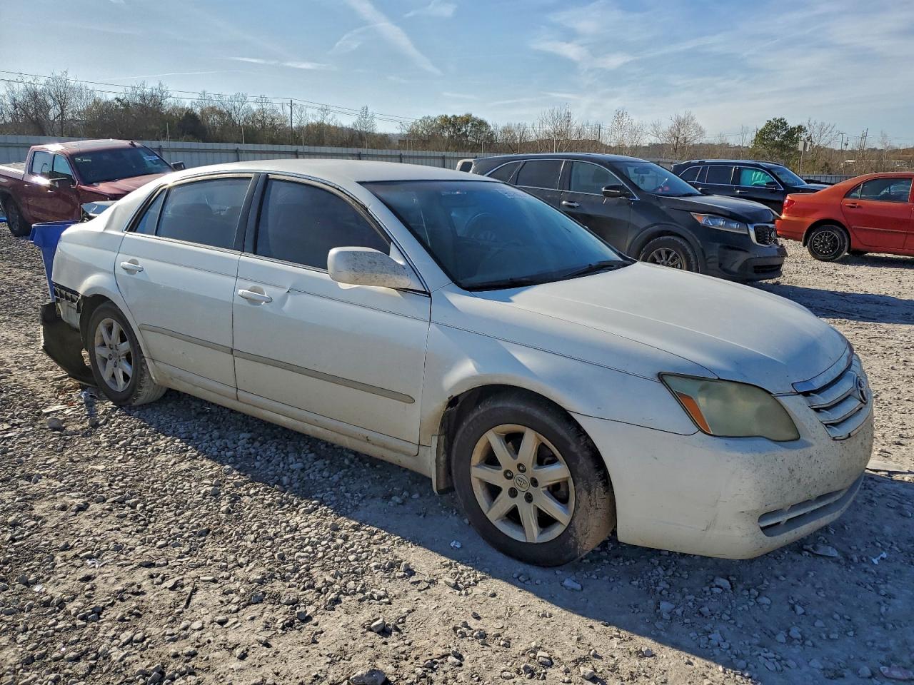 Toyota Avalon Xl Image 3
