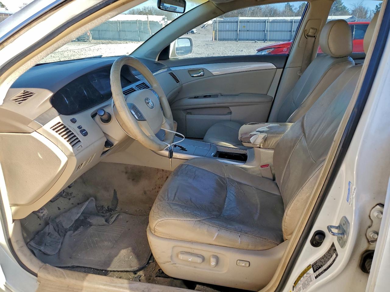 Toyota Avalon Xl Image 5