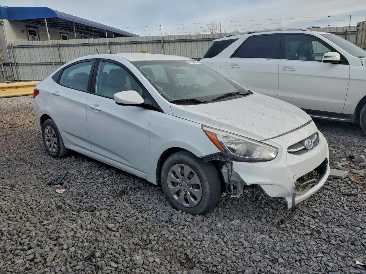 Hyundai ACCENT Se Image 5
