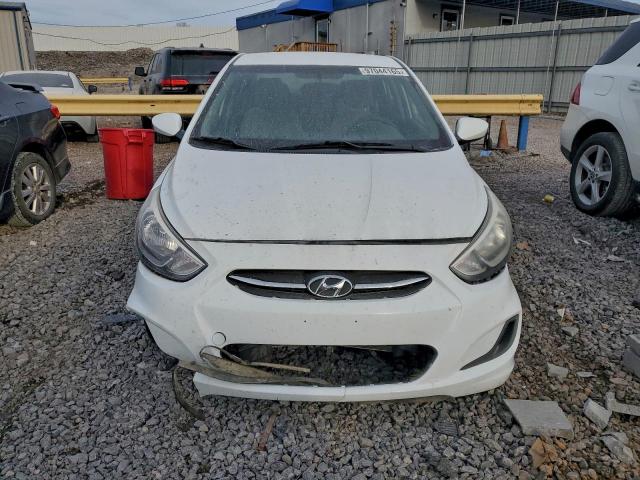 Hyundai ACCENT Se Image 10