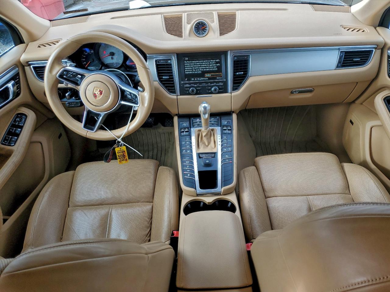 Porsche Macan S Image 8