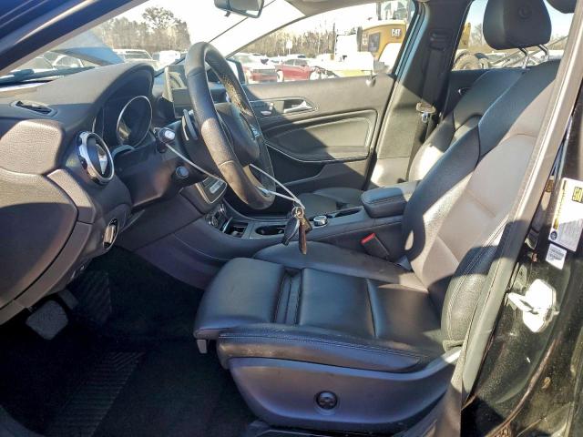 Mercedes-Benz GLA 250 Image 5