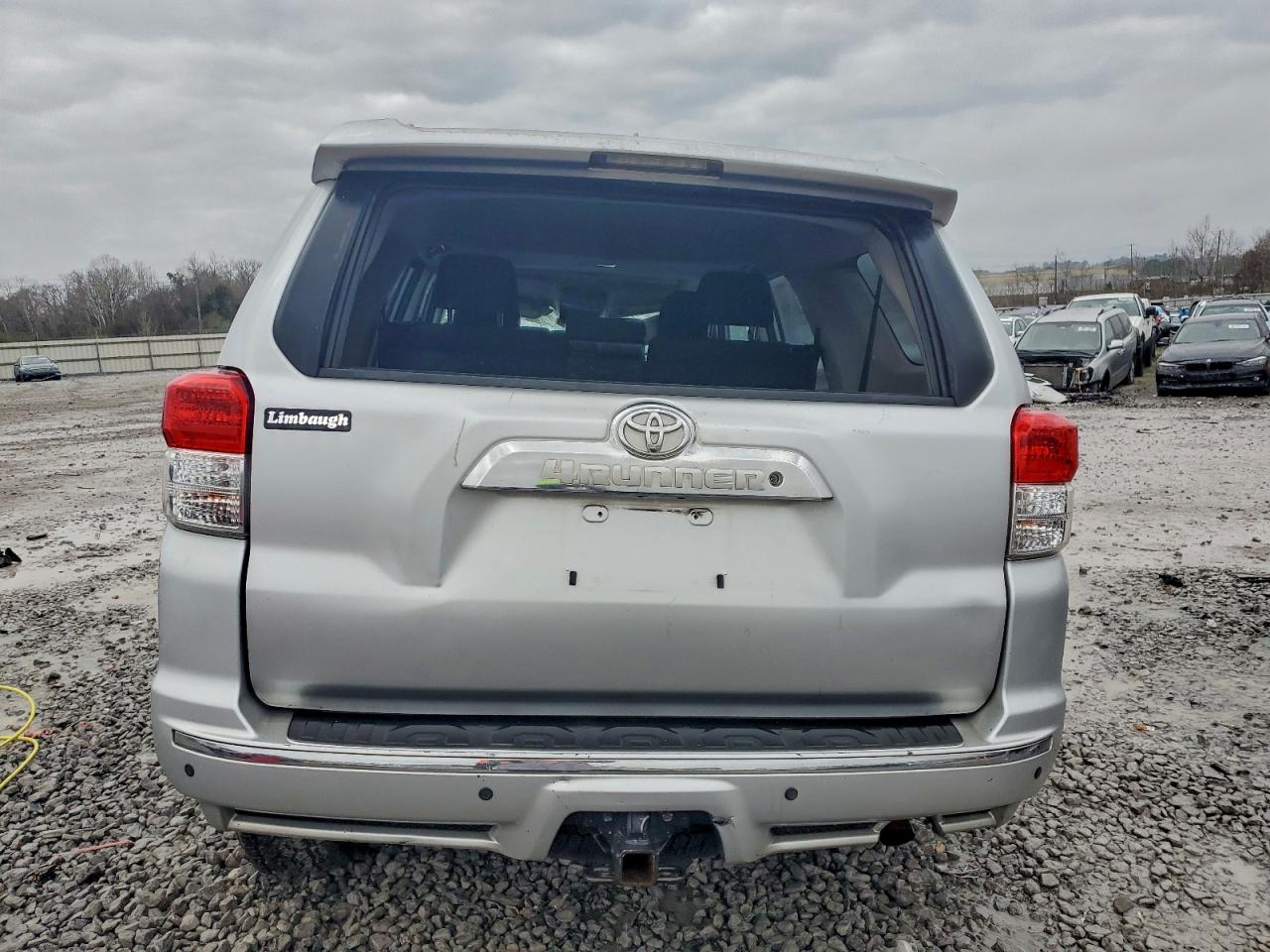 Toyota 4Runner Sr5 Image 9