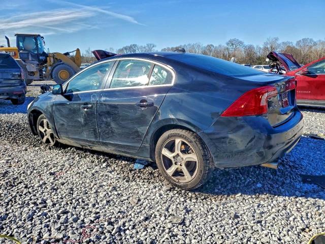 Volvo S60 T5 Image 6