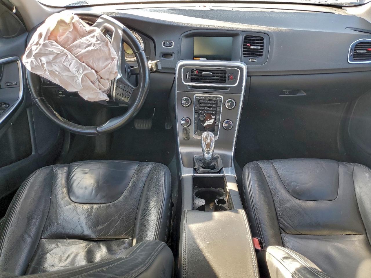 Volvo S60 T5 Image 9