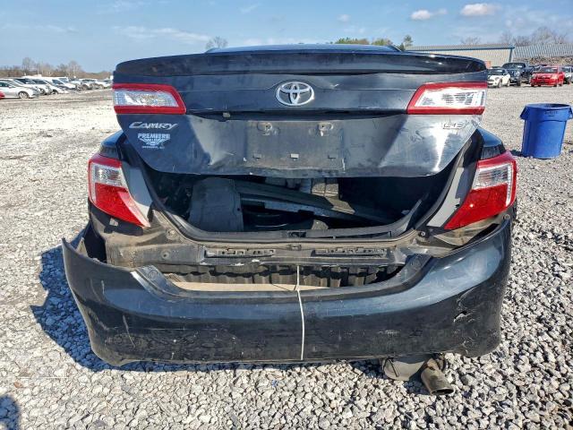 Toyota Camry L Image 9