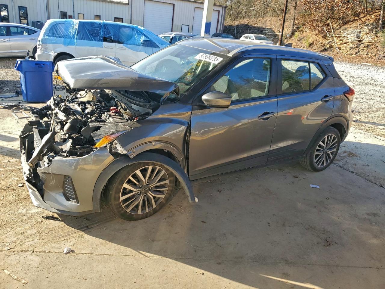 Nissan Kicks Sv Image 1