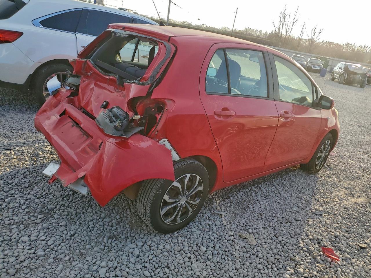 Toyota Yaris Image 4