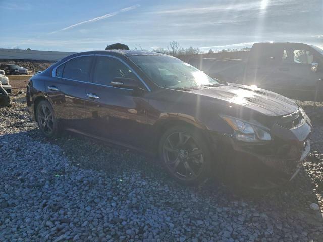 Nissan Maxima S Image 2