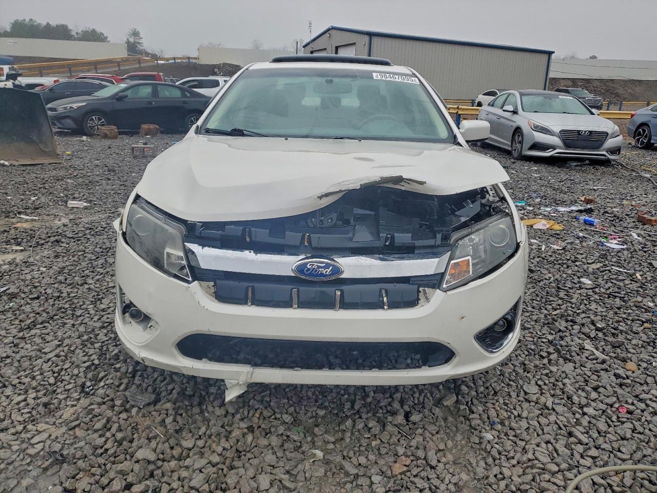 Ford Fusion Sel Image 6