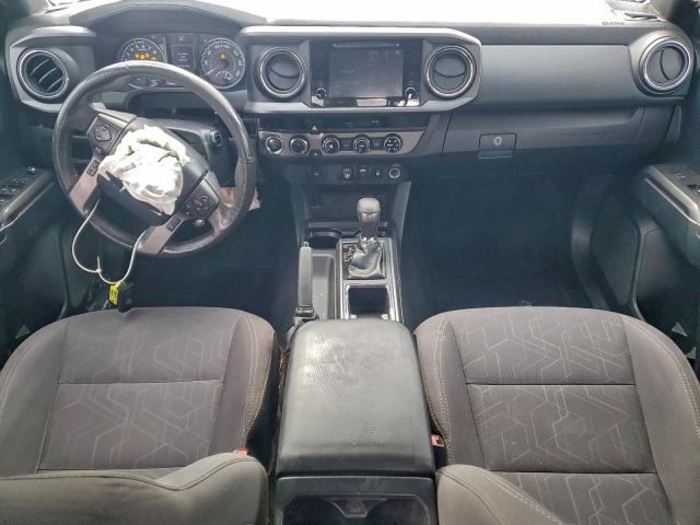 Toyota Tacoma Double Cab Image 12