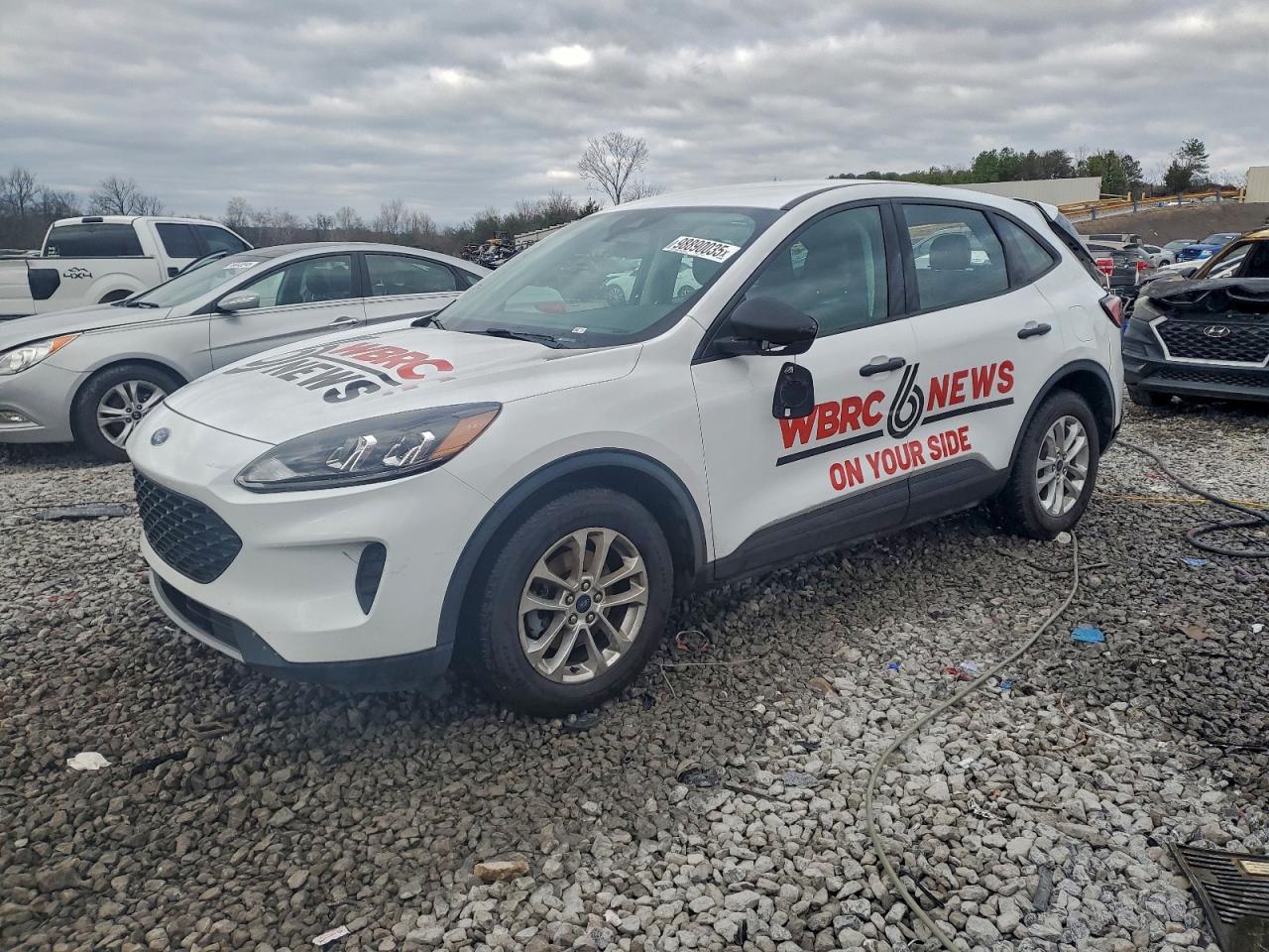 Ford Escape S Image 1