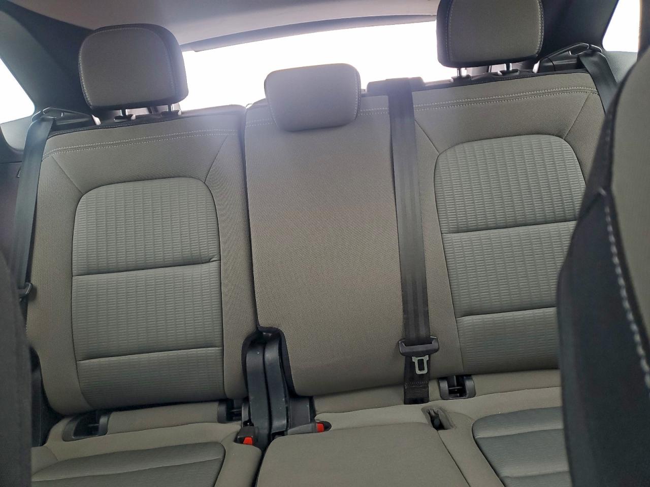 Ford Escape S Image 8