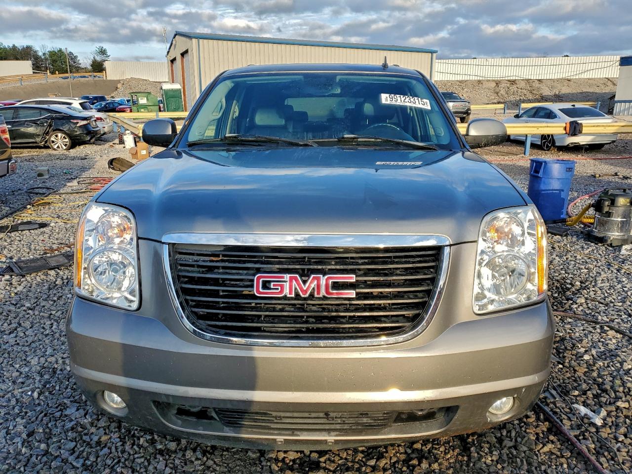 GMC Yukon Image 5