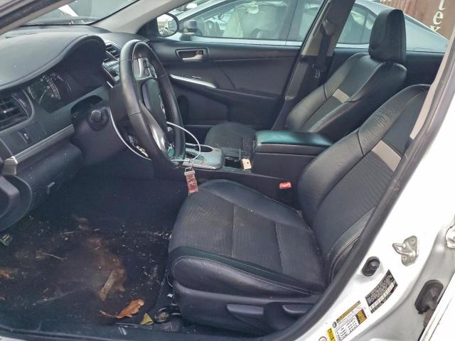 Toyota Camry L Image 12