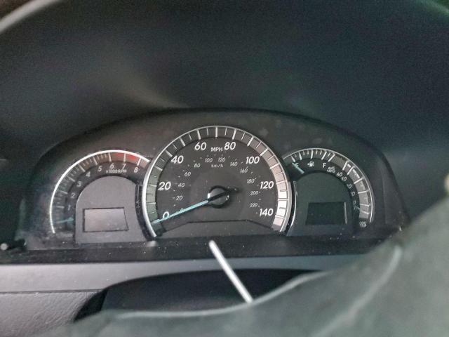 Toyota Camry L Image 8