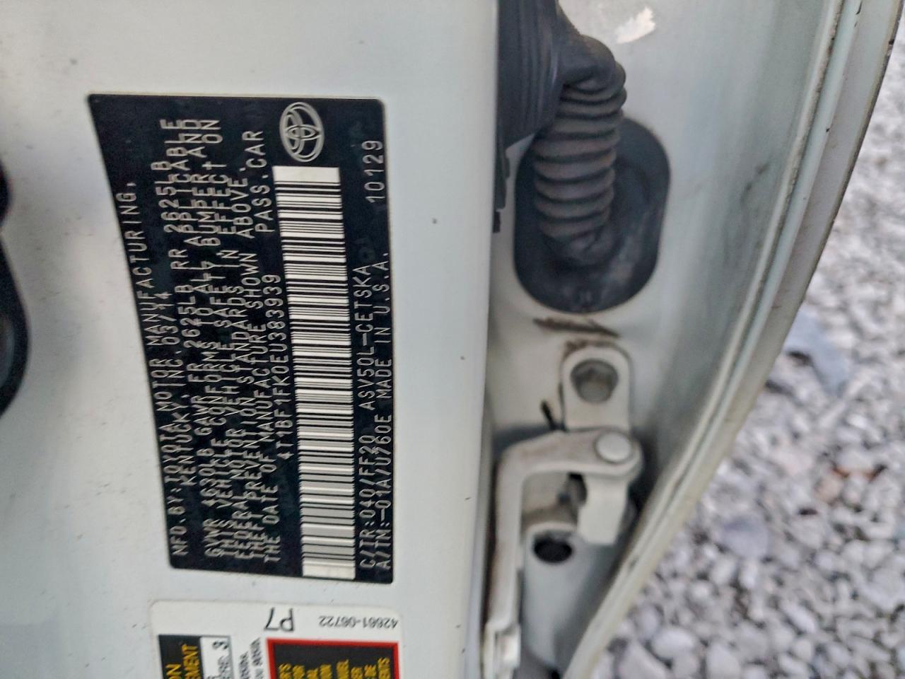 Toyota Camry L Image 5