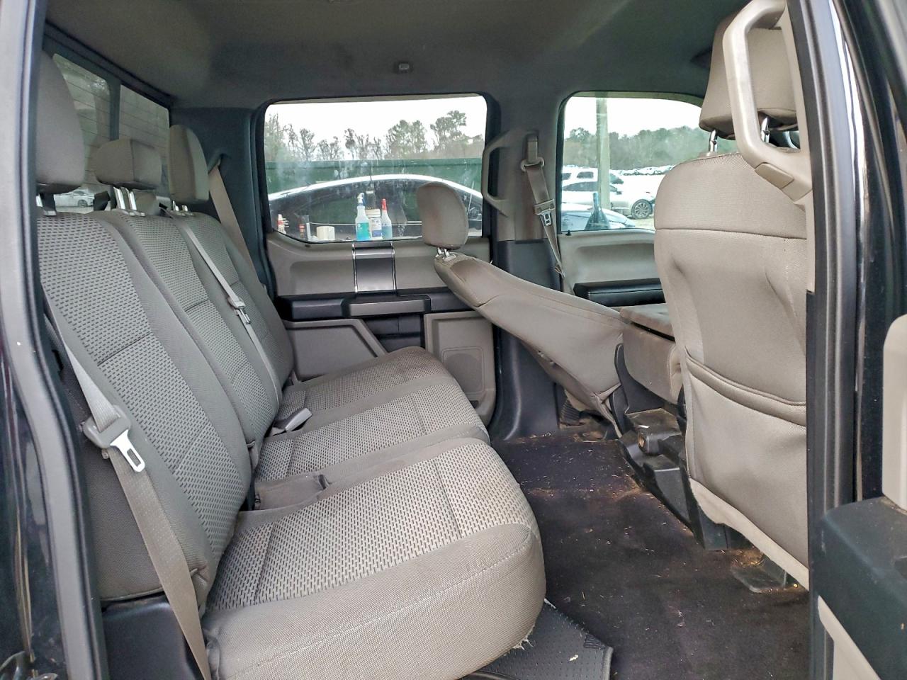 Ford F-150 Supercrew Image 11