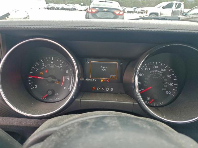 Ford Mustang Image 4