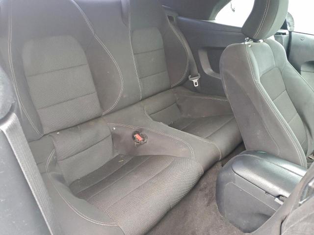 Ford Mustang Image 10