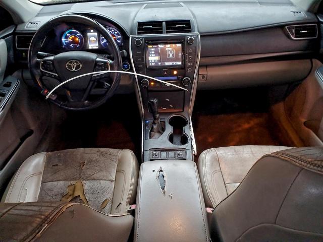 Toyota Camry Hybrid Image 5