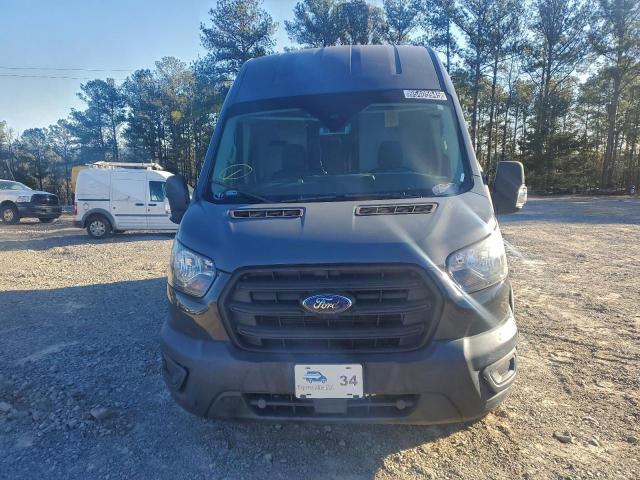 Ford Transit T-250 Image 11