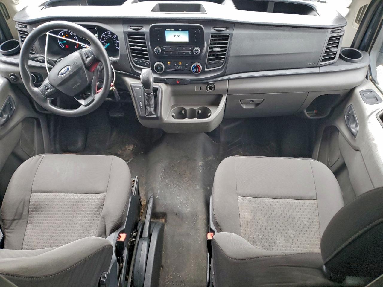 Ford Transit T-250 Image 9