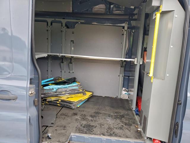 Ford Transit T-250 Image 7