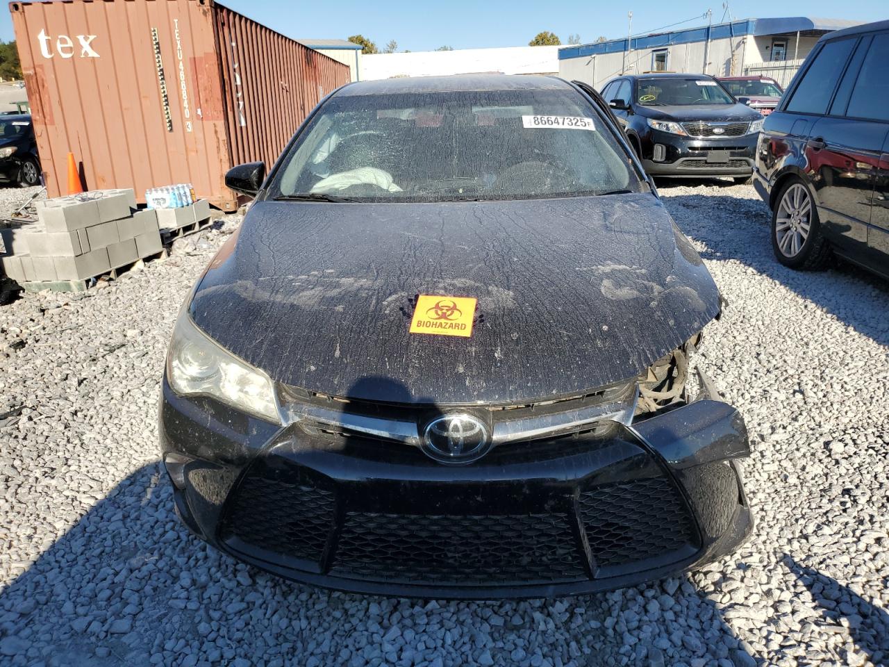 Toyota Camry Le Image 11