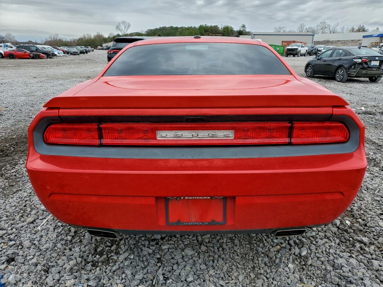 Dodge Challenger Sxt Image 12