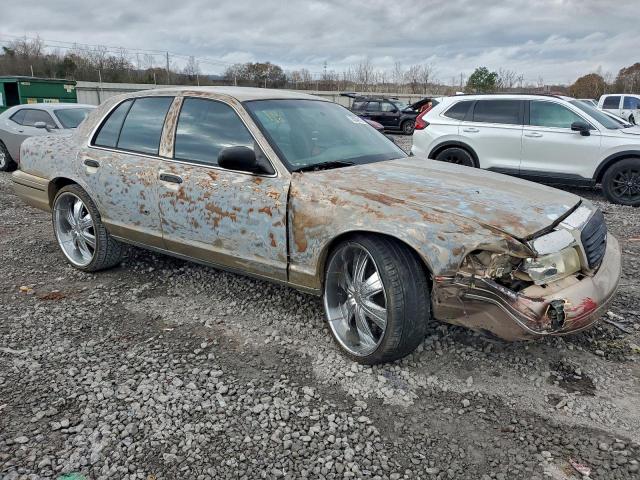 Ford Crown Vic Police Interceptor Image 4
