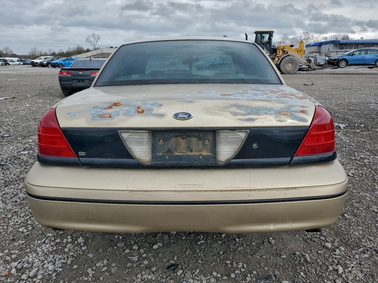 Ford Crown Vic Police Interceptor Image 7