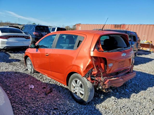 Chevrolet Sonic Lt Image 5