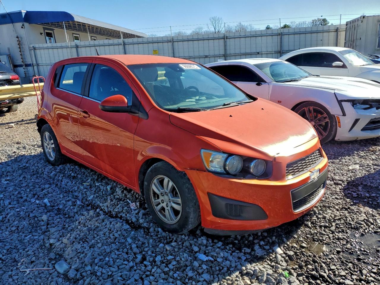 Chevrolet Sonic Lt Image 2