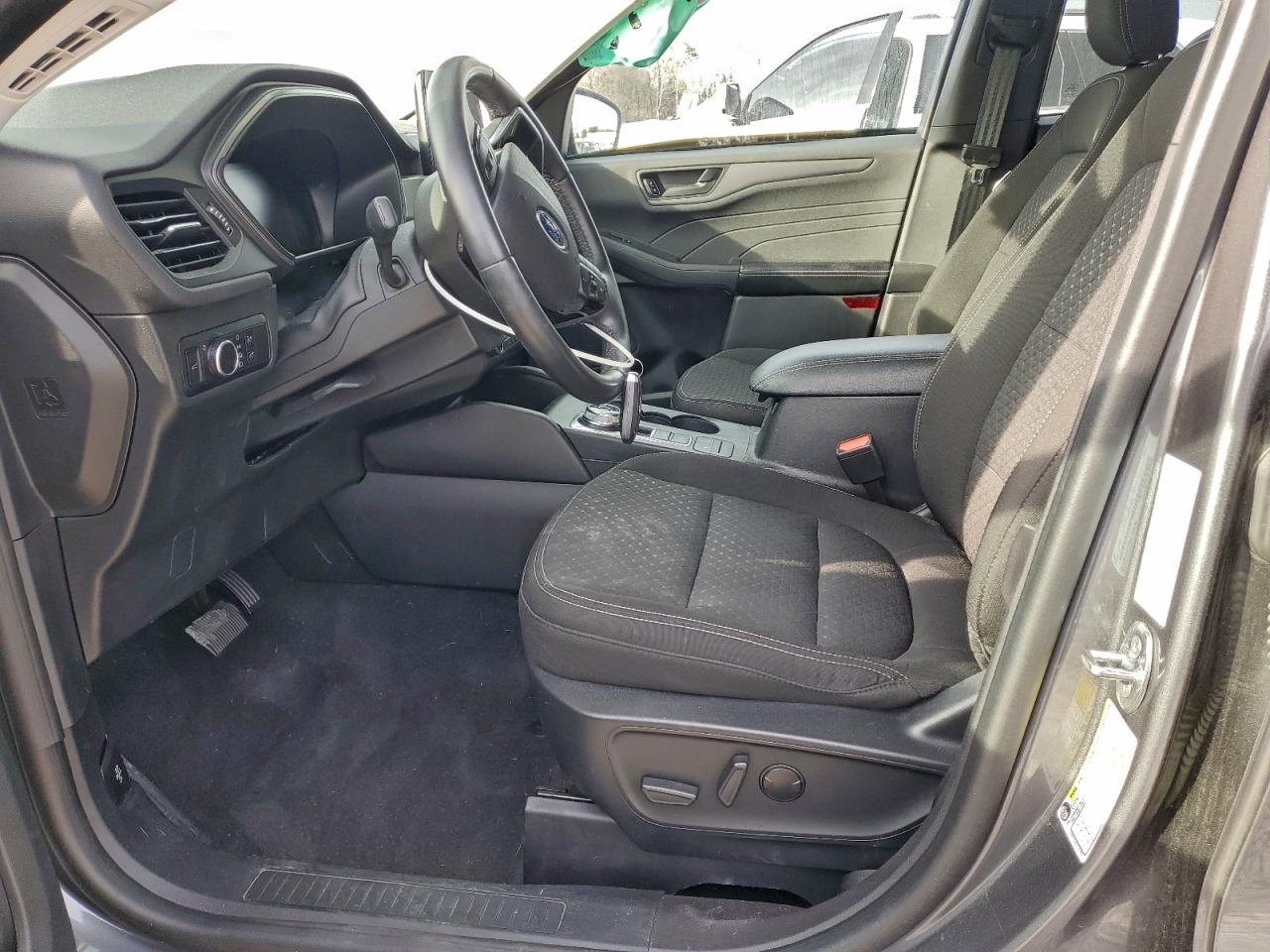 Ford Escape Active Image 12