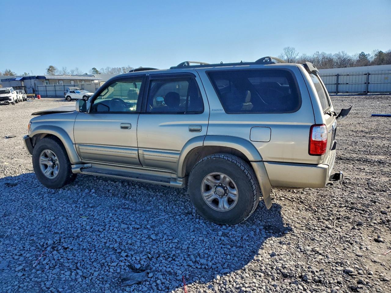 Toyota 4Runner Limited Image 3
