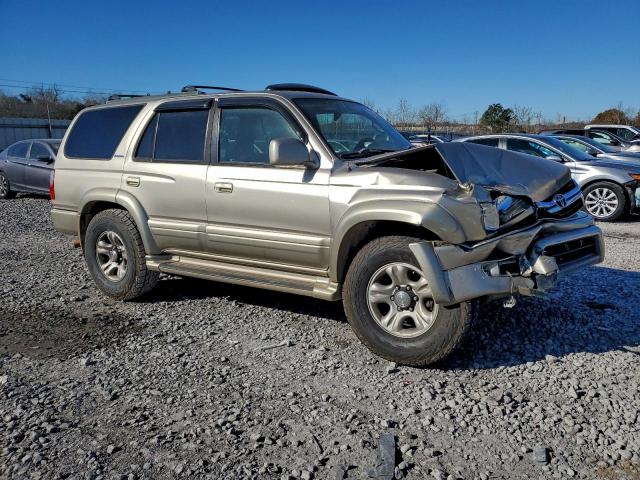 Toyota 4Runner Limited Image 7