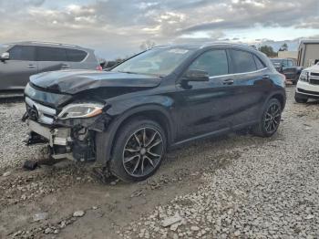  Salvage Mercedes-Benz GLA