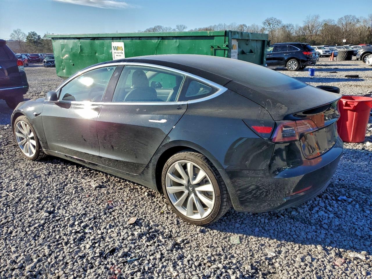 Tesla Model 3 Image 11