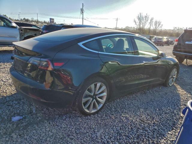 Tesla Model 3 Image 2