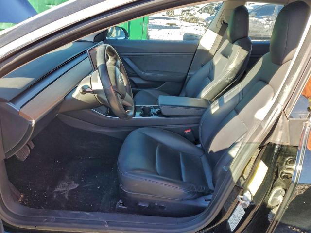 Tesla Model 3 Image 8