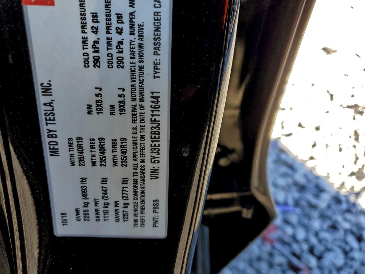 Tesla Model 3 Image 7