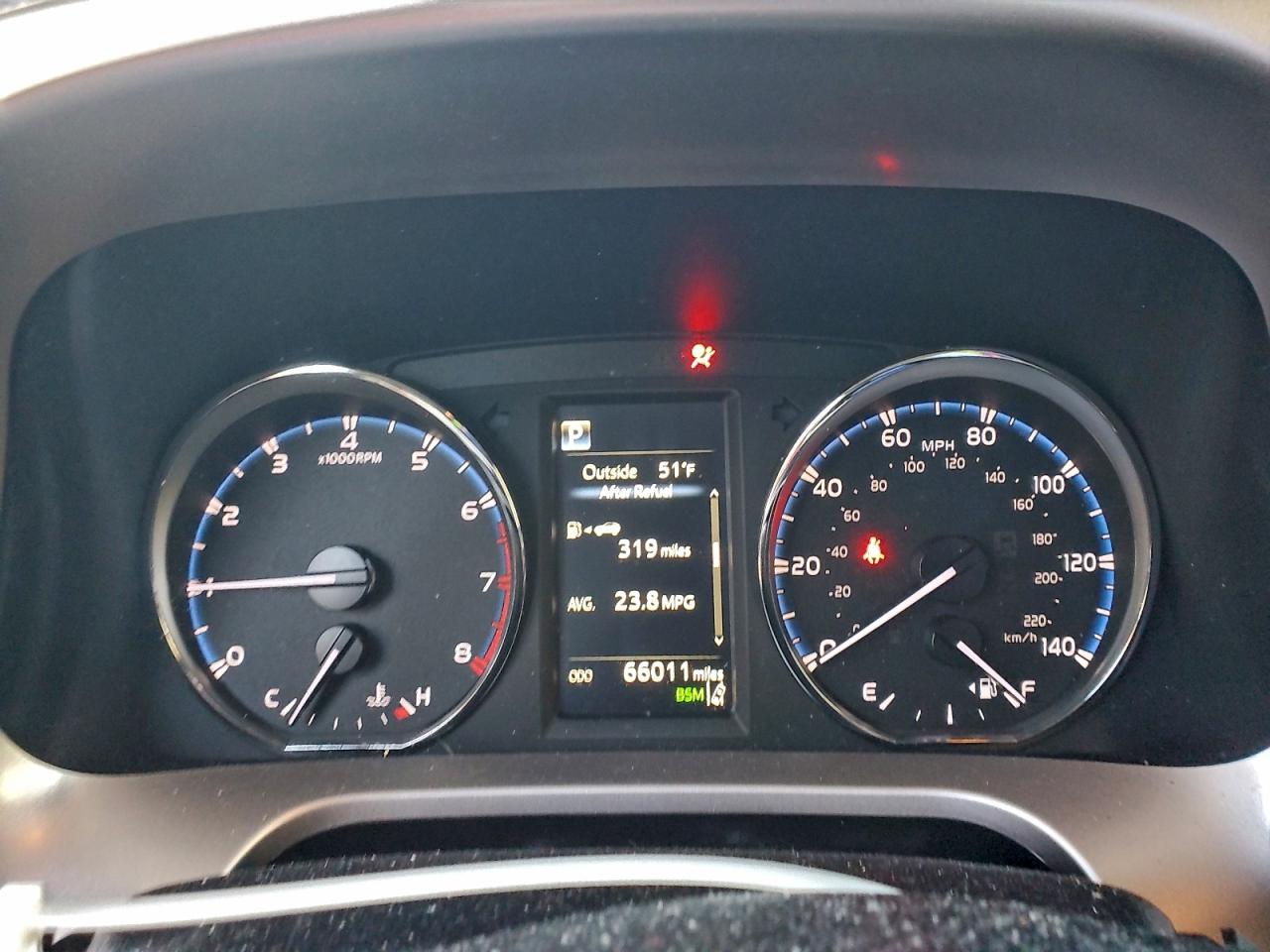 Toyota RAV4 Limited Image 9