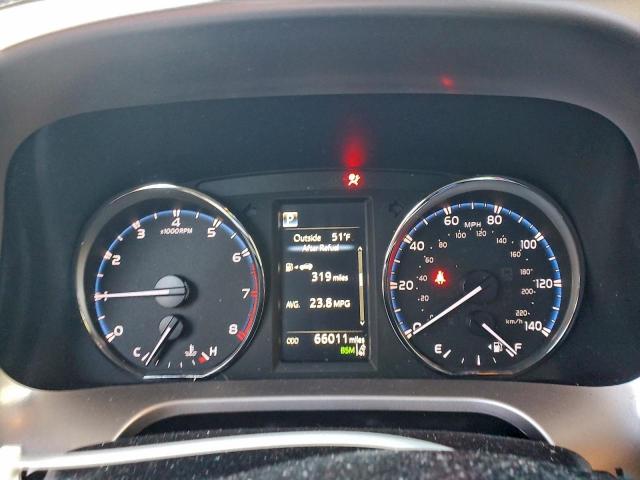 Toyota RAV4 Limited Image 9