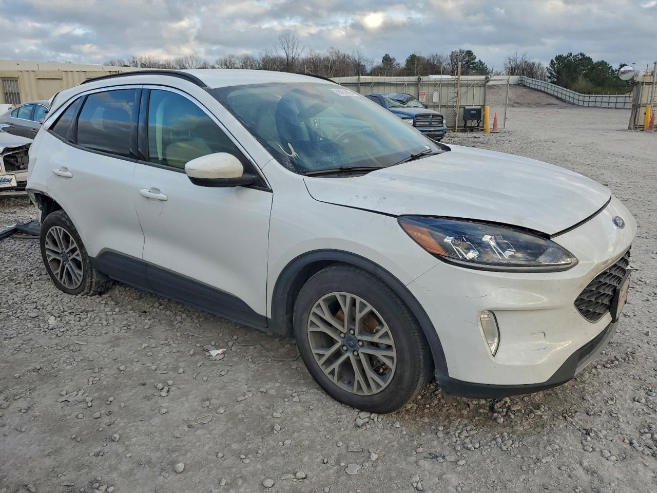 Ford Escape Sel Image 2