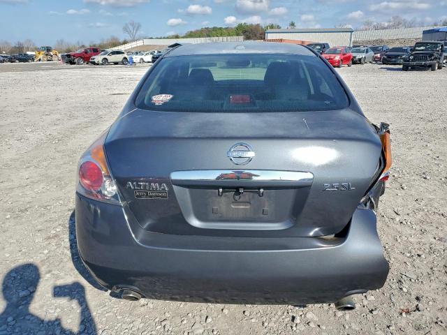 Nissan Altima 2.5 Image 10