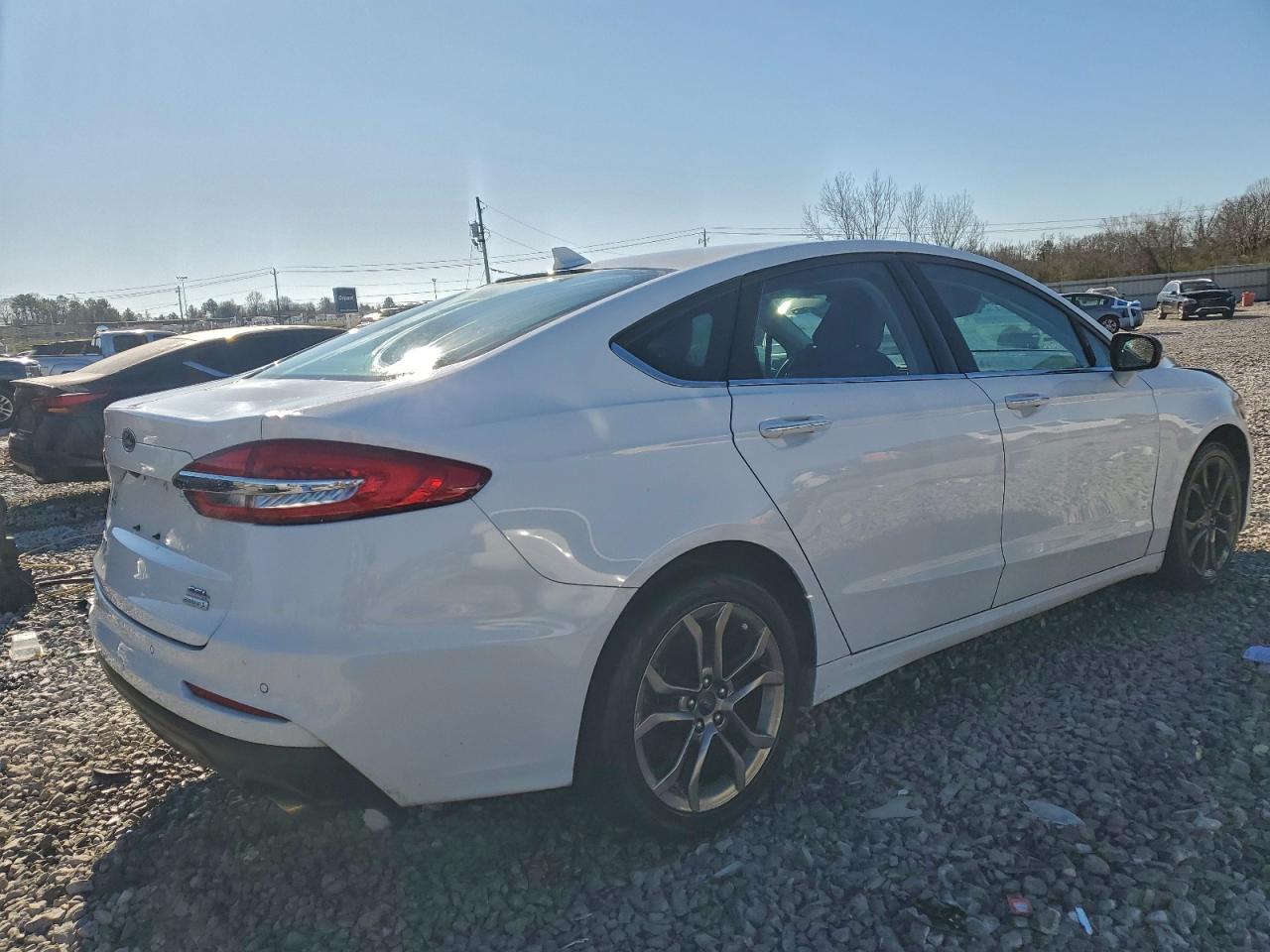 Ford Fusion Sel Image 5