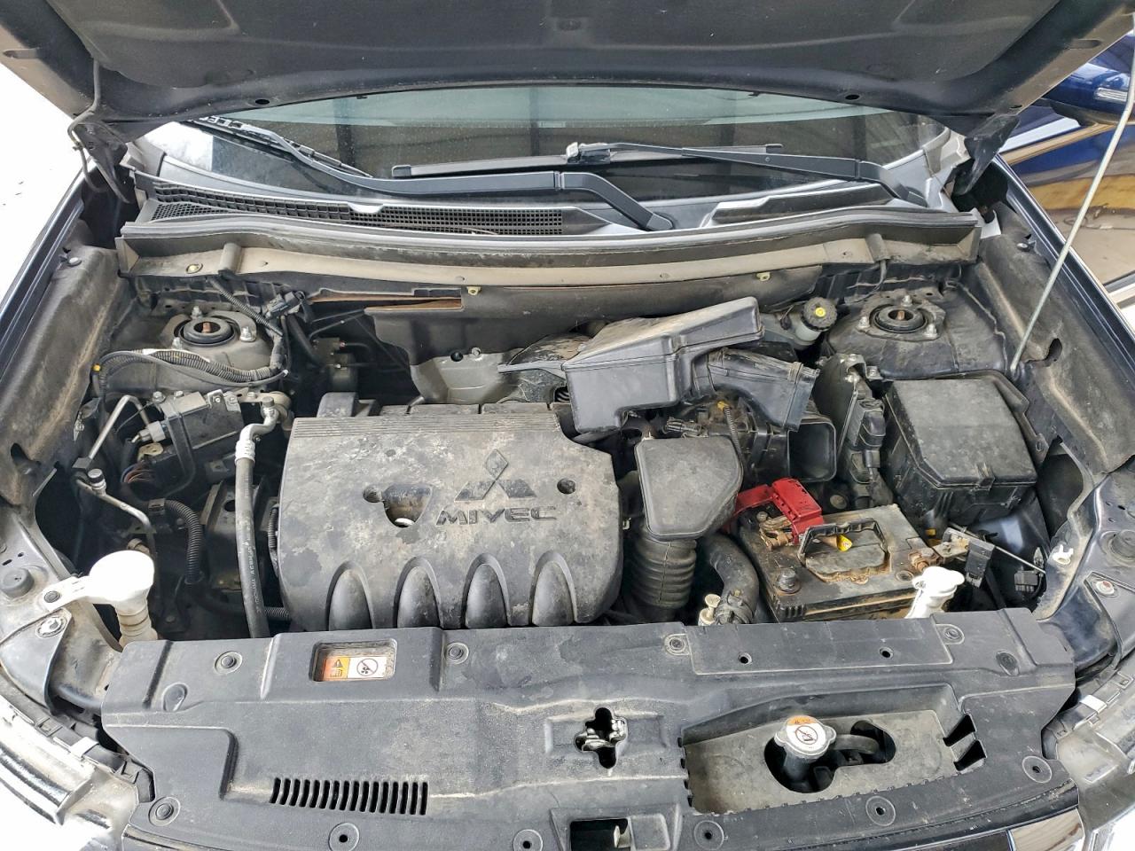 Mitsubishi Outlander Se Image 9