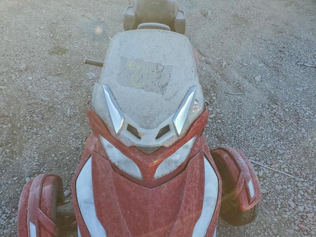 Can-Am Spyder Rt Image 5