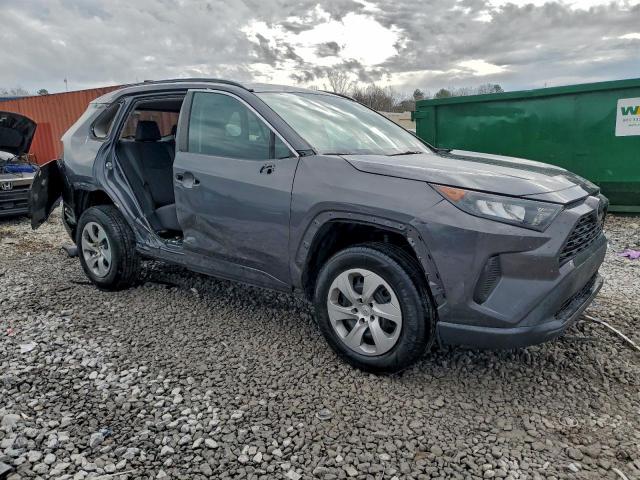 Toyota RAV4 Le Image 3
